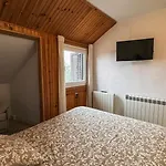 Montana Con Piscina Y Zona Deportiva. Apartment *
