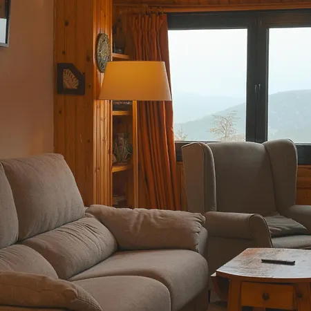 Montana Con Piscina Y Zona Deportiva. Apartment La Virgen de la Vega