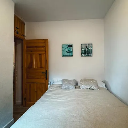 Apartment Montana Con Piscina Y Zona Deportiva.