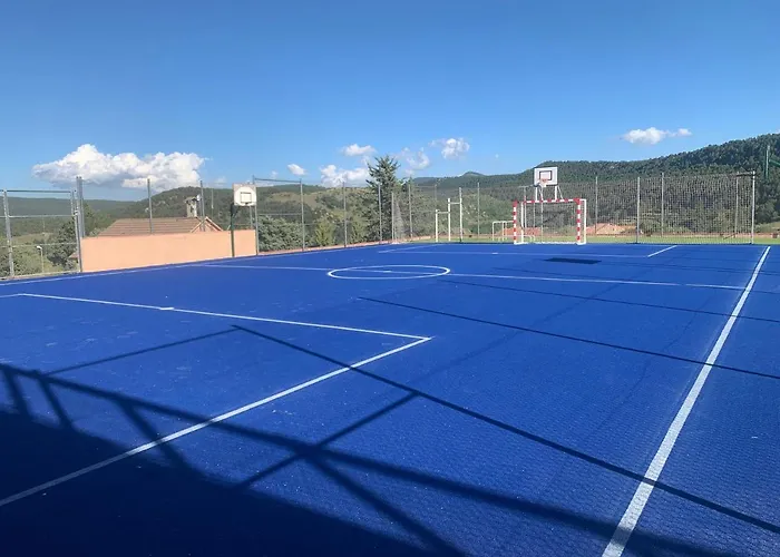 Montana Con Piscina Y Zona Deportiva. * La Virgen de la Vega