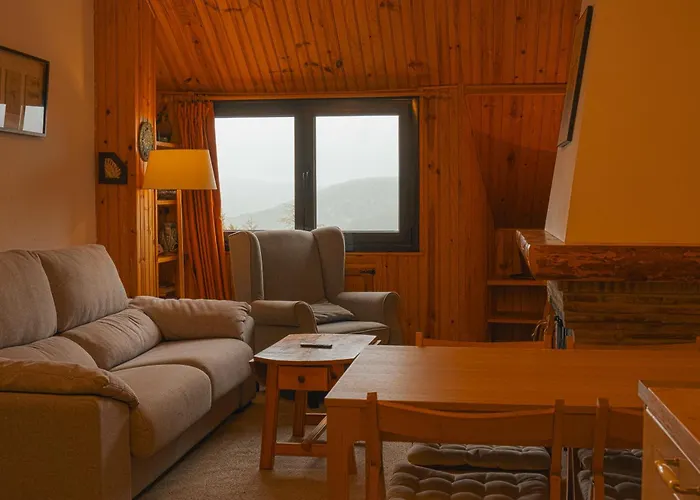 Montana Con Piscina Y Zona Deportiva. Διαμέρισμα